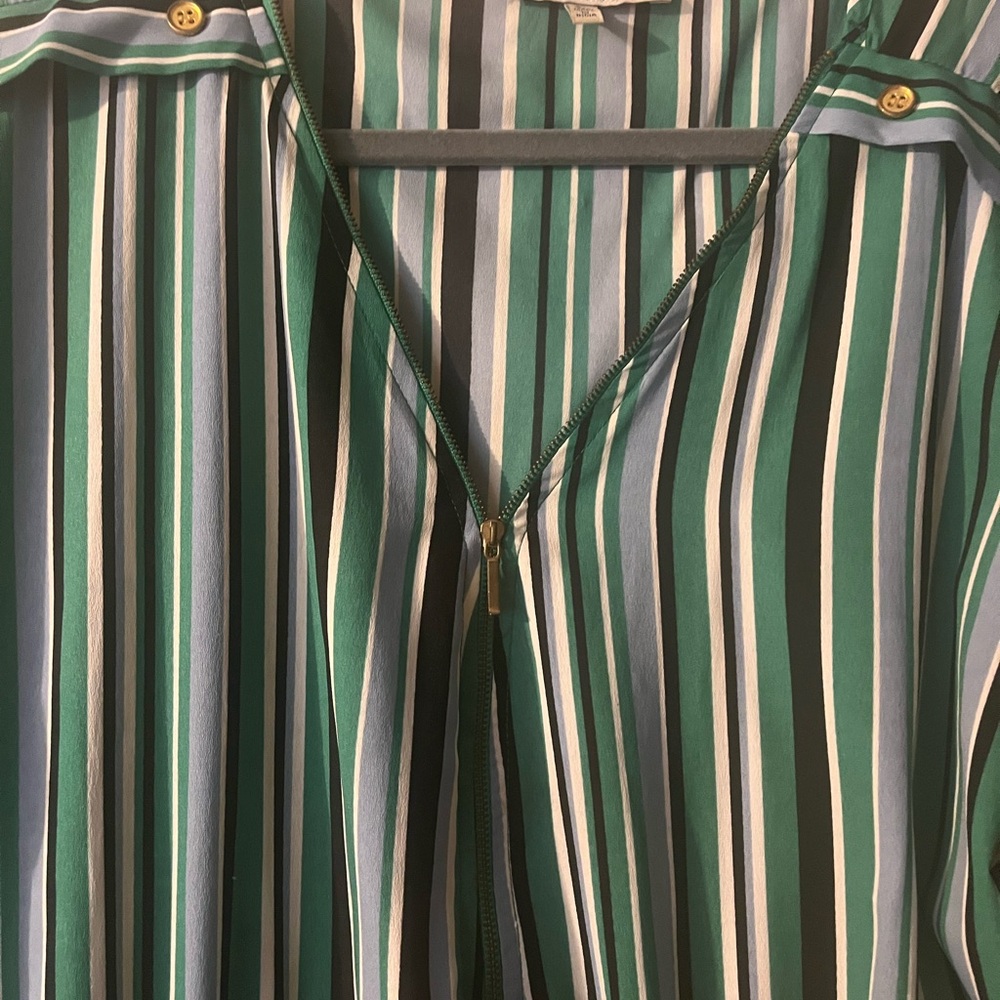 Striped, Kelly green, navy blue and white